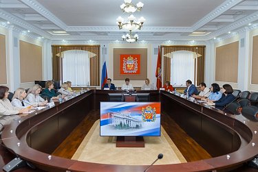 Соцработники присмотрят за детьми